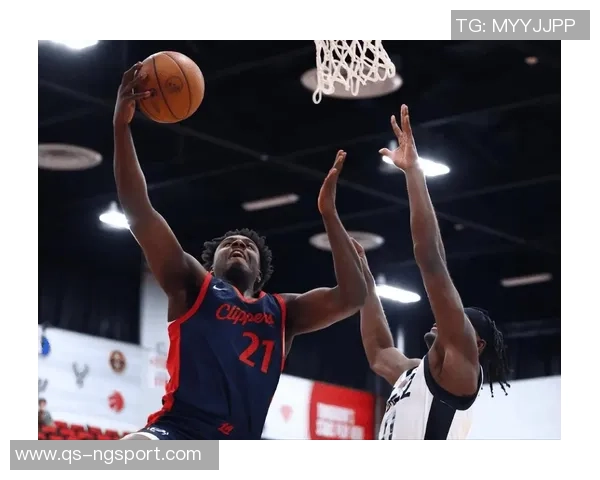 替补三巨头联手发威克里斯蒂克莱布威合力轰下36分助球队逆转胜利